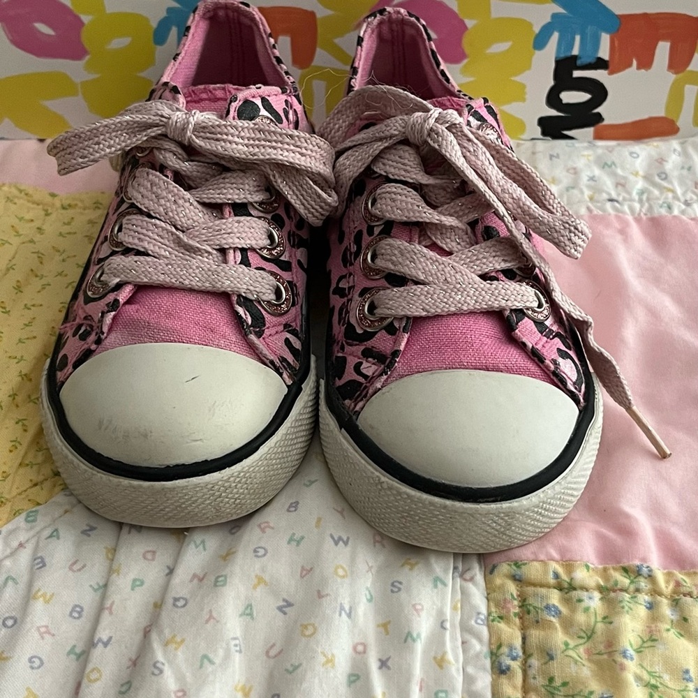 Hello Kitty Pink and Black Sneakers Classic Style